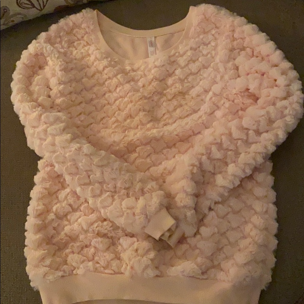 Girl puffy pink sweater size xl 14/16